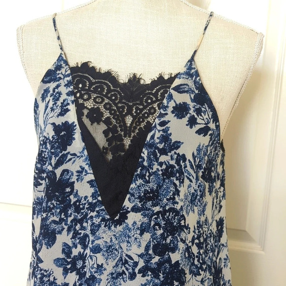 ASTR The Label Women's Blue and White Dress - Picture 3 of 7